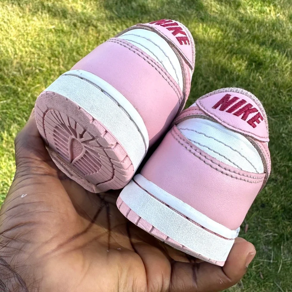 Nike Dunk Low Little Kids Athletic Shoes Size 2.5Y White Medium Soft Pink